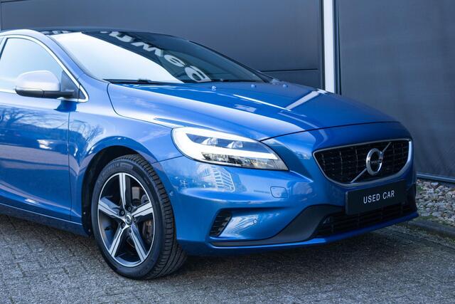 Volvo V40 T3 Automaat Polar+ Sport | Panoramadak| Alarmklasse 3| Premium Audio|Parkeer Camera|Keyless Entry| Verwarmbare Voorstoelen.