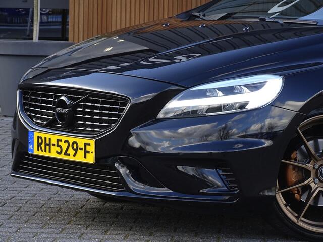Volvo V40 2.0 T4 250PK Sport / R-Design / LED