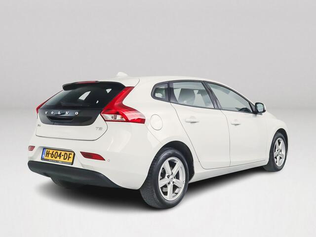 Volvo V40 T2 Aut. Polar+ | Stoelverwarming | Navigatie
