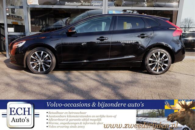 Volvo V40 T3 152 pk Aut. Dynamic Edition, Panoramadak, Navi, DAB