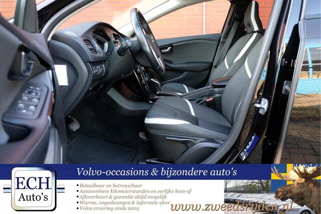 Volvo V40 T3 152 pk Aut. Dynamic Edition, Panoramadak, Navi, DAB