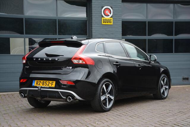 Volvo V40 2.0 T4 Business Sport R-Design