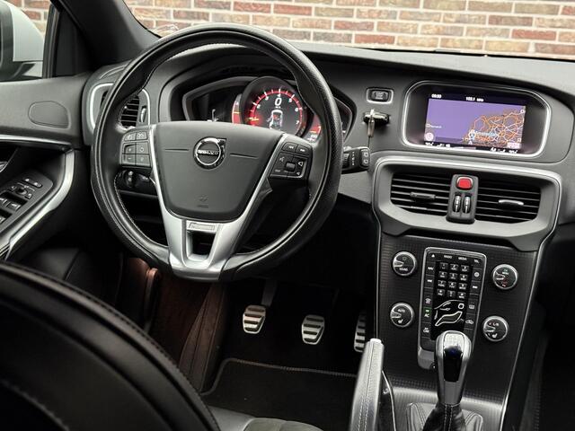 Volvo V40 2.0 T2 R-Design Camera | Stoelverwarming | Led | gechipt 190pk