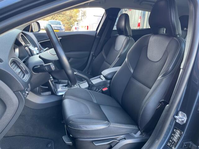 Volvo V40 2.0 T2 R-DESIGN NAVI CLIMA CRUISE PDC CAMERA STOELVERW TREKHAAK
