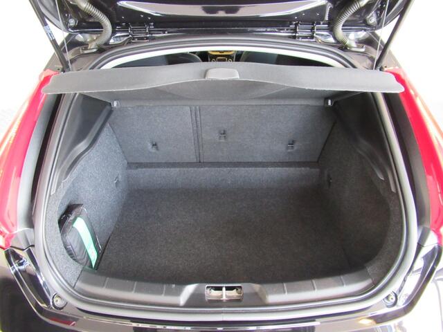 Volvo V40 1.5 T2 Automaat Polar+ Navigatie, stoelverwarming