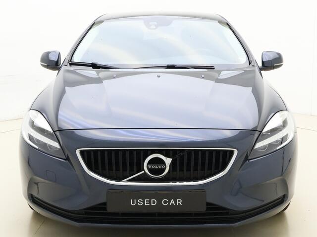 Volvo V40 T2 122PK Automaat Polar+ / Stoelverwarming / Parkeersensoren / Navigatie / Bluetooth telefoonverbinding /