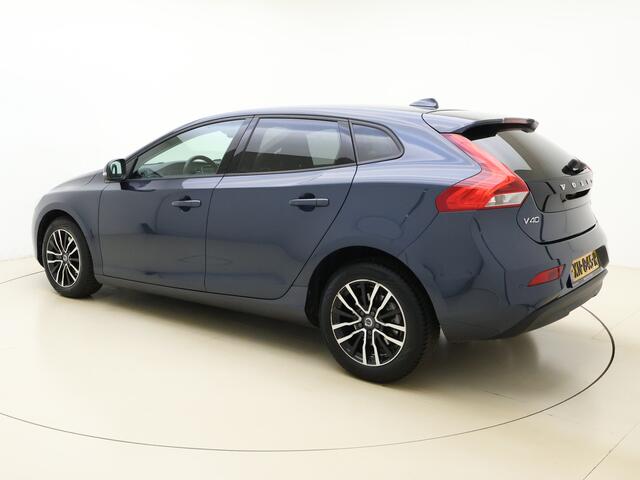 Volvo V40 T2 122PK Automaat Polar+ / Stoelverwarming / Parkeersensoren / Navigatie / Bluetooth telefoonverbinding /