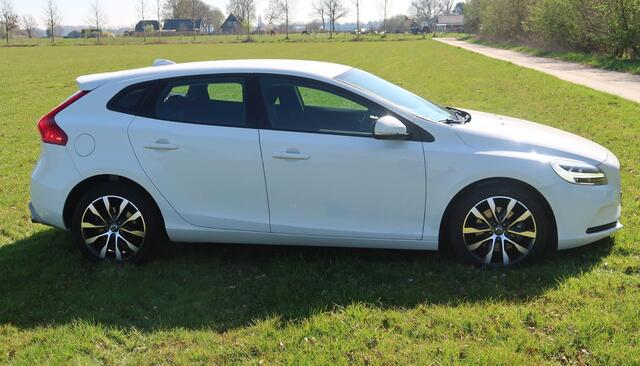 Volvo V40 2.0 T3 R-Design CAMERA NAVI