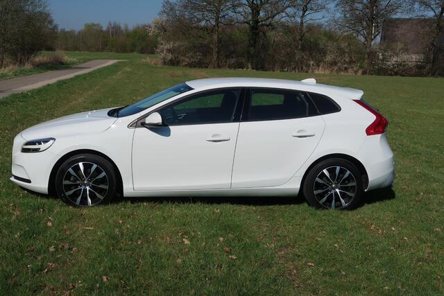 Volvo V40 2.0 T3 R-Design CAMERA NAVI