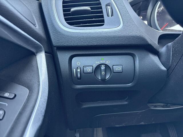 Volvo V40 1.5 Polar+ LEDER LED LMV NAVIGATIE CRUISE