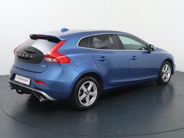 Volvo V40 1.5 T3 Polar+ Sport | 152 PK | Climate control | R-design | LED verlichting | Premium audio installatie |