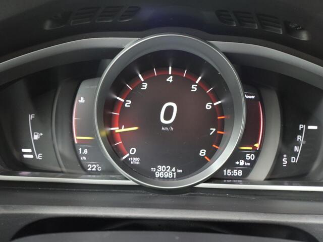 Volvo V40 1.5 T3 Polar+ Sport | 152 PK | Climate control | R-design | LED verlichting | Premium audio installatie |