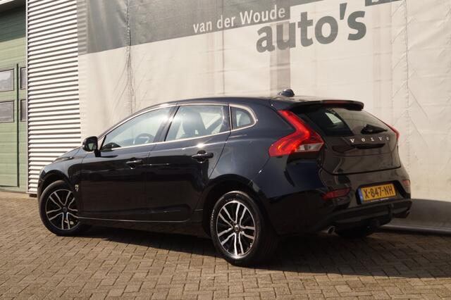 Volvo V40 2.0 D2 120pk Momentum -NAVI-ECC-PDC-TREKHAAK-