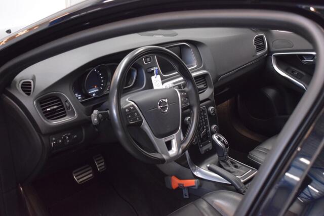 Volvo V40 T3 153pk AUT6 Polar+ R Design Leer/ Pano/ Camera/ Schakelflipper/ Stoelverw./ Harman Kardon