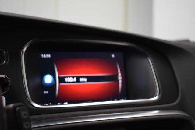 Volvo V40 T3 153pk AUT6 Polar+ R Design Leer/ Pano/ Camera/ Schakelflipper/ Stoelverw./ Harman Kardon