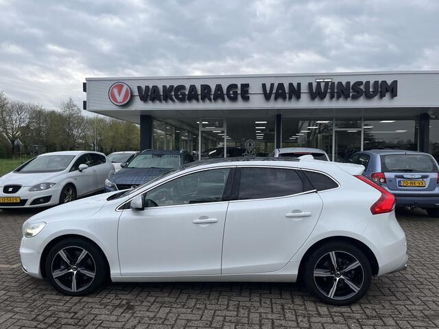 Volvo V40 2.0 T4 Business Sport Stoelverwarming Pdc Cruise Navi Panodak Lmv Acamera Nap