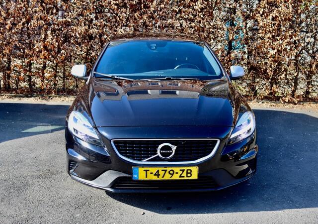 Volvo V40 2.0 D2 R-DESIGN / AUTOMAAT / DIESEL / LAGE KM.STAND !!!