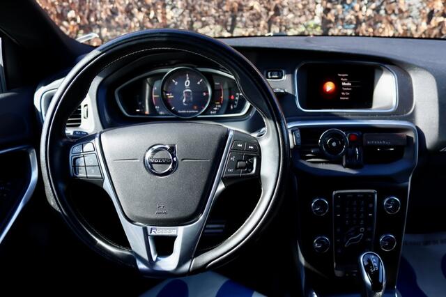 Volvo V40 2.0 D2 R-DESIGN / AUTOMAAT / DIESEL / LAGE KM.STAND !!!