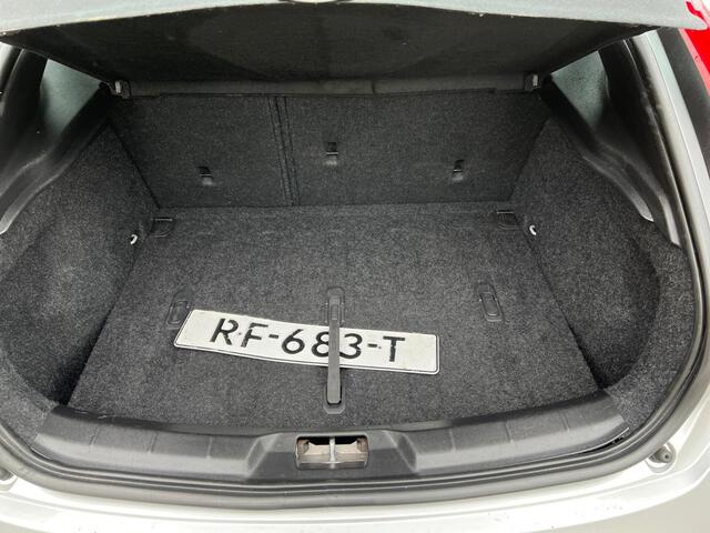 Volvo V40 1.5 T3 Nordic+ | AUTOMAAT | TREKHAAK | STOELVERWARMING | ALL SEASON |