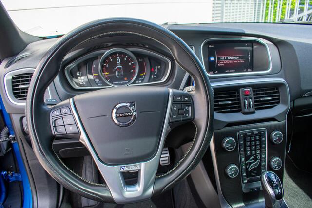 Volvo V40 2.0 T4 Business Sport R-Design Pano-Stankachel-Led-Leer-Camera-