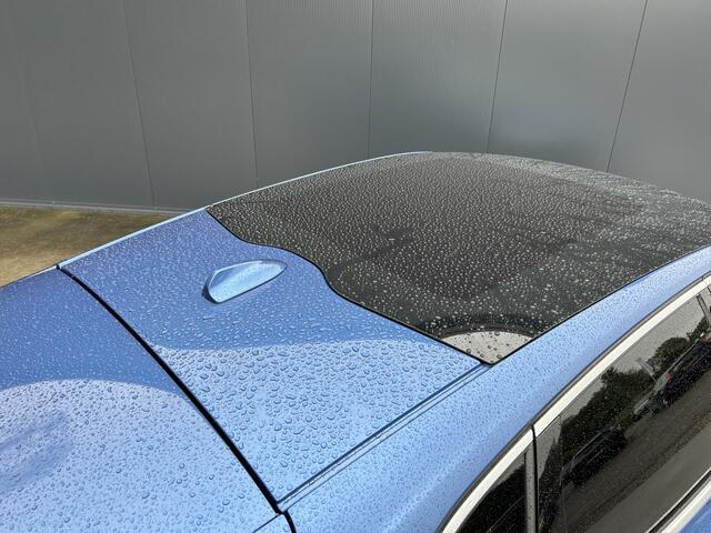 Volvo V40 1.5 T3 R-Design PANO DAK CAMERA ALCANTARA PARK ASSIST LED NAVI CRUISE ECC TREKHAAK