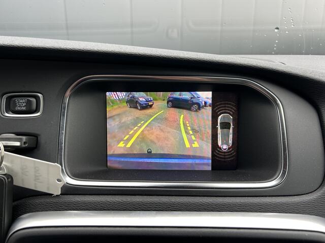 Volvo V40 1.5 T3 R-Design PANO DAK CAMERA ALCANTARA PARK ASSIST LED NAVI CRUISE ECC TREKHAAK