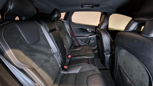 Volvo V40 2.0 T4 Business Sport | Standkachel | Trekhaak