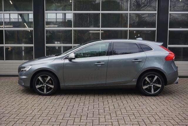 Volvo V40 2.0 T4 Business Sport