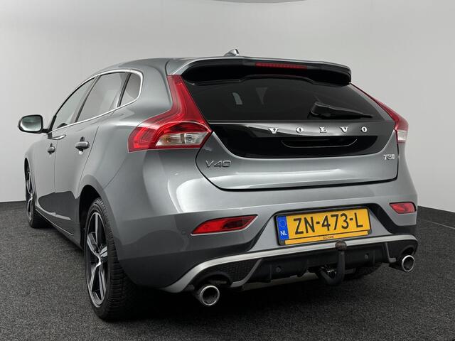 Volvo V40 1.5 T3 Polar+ Sport | Panoramadak | Trekhaak | Achteruitrijcamera |