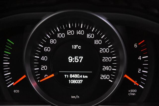 Volvo V40 2.0 D2 Kinetic *1ste Eigenaar*Navigatie*Automaat*