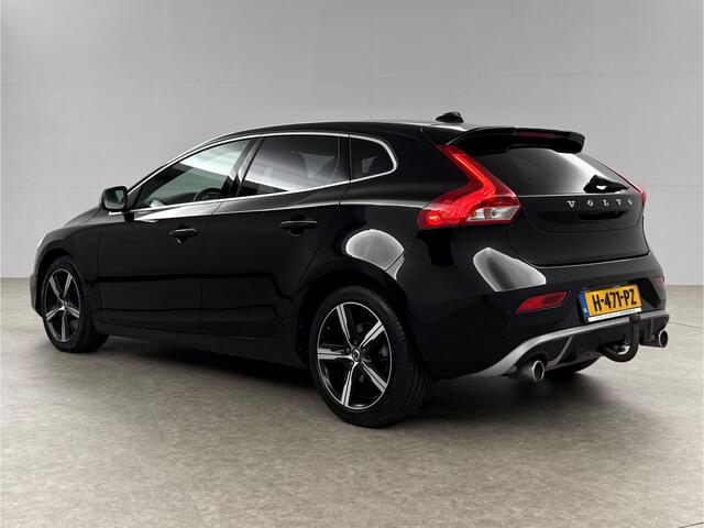 Volvo V40 1.5 T3 Polar+ Sport 153PK Pano harman/kardon LED Camera Trekhaak Clima Cruise Leder Navi PDC 17"LMV