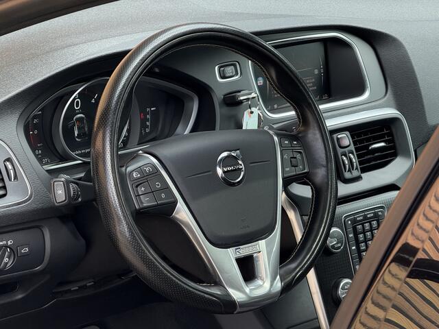 Volvo V40 2.0 D3 Business Sport Panodak / Leer / Led / Lm Velgen / Clima / Trekhaak