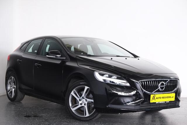Volvo V40 2.0 T2 Momentum / LED / Navi / Camera / Bluetooth