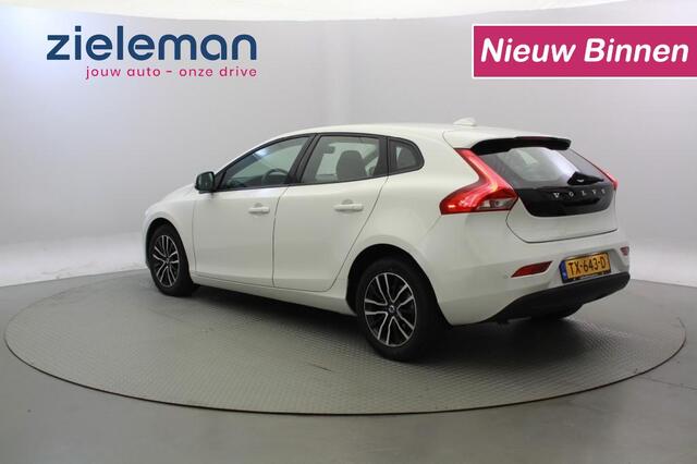 Volvo V40 1.5 T2 Polar+ Automaat - Navi, Camera, Cruise, Stoelverw.