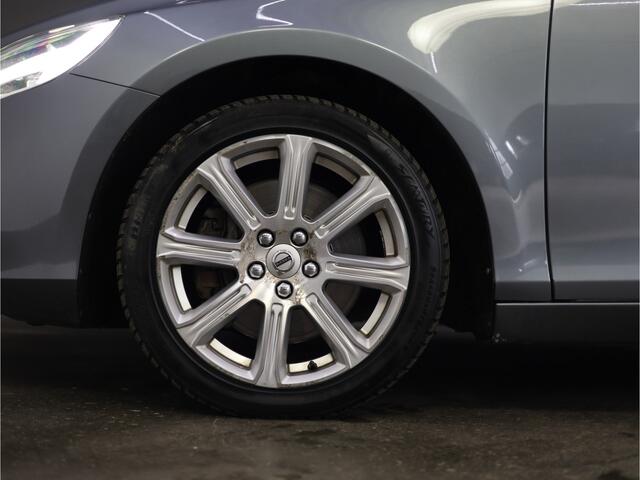 Volvo V40 2.0 D2 Inscription Memory Seat | Stoelverwarming | panoramadak | Camera | lederen bekleding