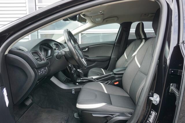 Volvo V40 2.0 D3 Automaat Dynamic Edition | Full LED | Navigatie | Camera | Origineel NL |