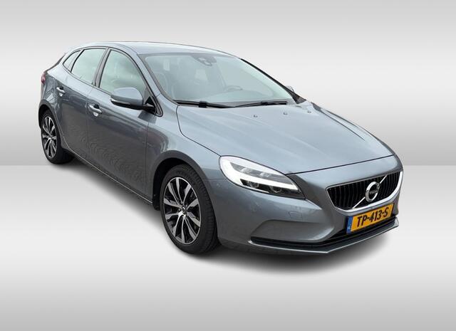 Volvo V40 2.0 T3 Dynamic Edition / Trekhaak / Navigatie / Parkeerhulp achter / 17'' / Stoelverwarming / Cruise Control