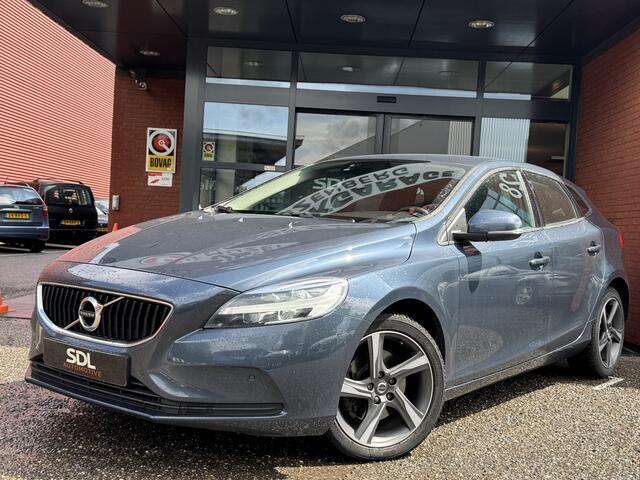 Volvo V40 2.0 T2 Kinetic // FULL LED // NAVI // PDC // CLIMA // BLUETOOTH //