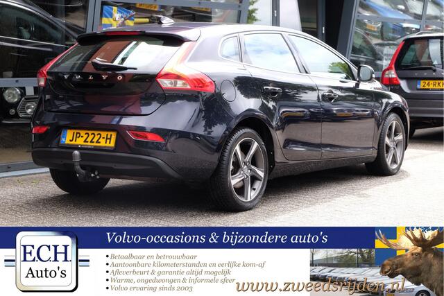Volvo V40 2.0 T2 150 pk Summum, Panoramadak, Leer, Trekhaak, Stoelverwarming, Elektr. stoel