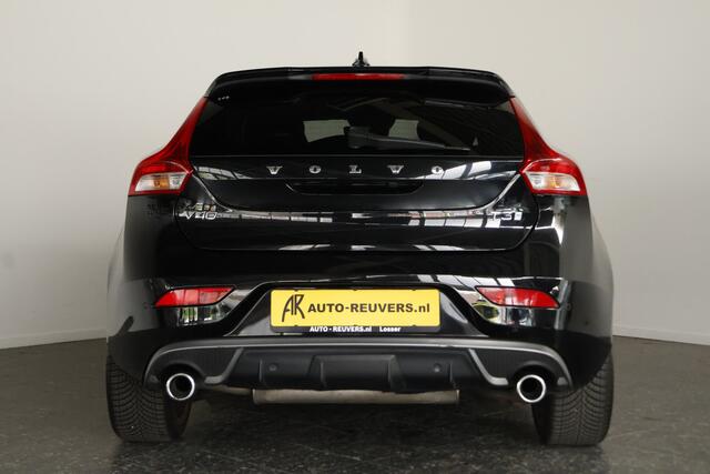 Volvo V40 1.5 T3 R-Design / Panorama / HarmanKardon / LED / Trekhaak