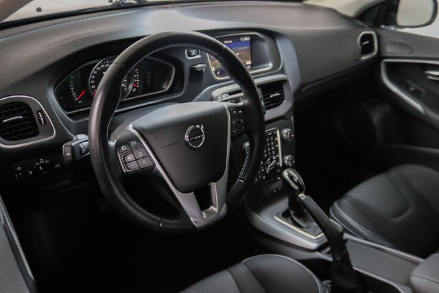 Volvo V40 1.5 T3 Kinetic Navigatie, LED koplampen, Uitzonderlijk nette staat!