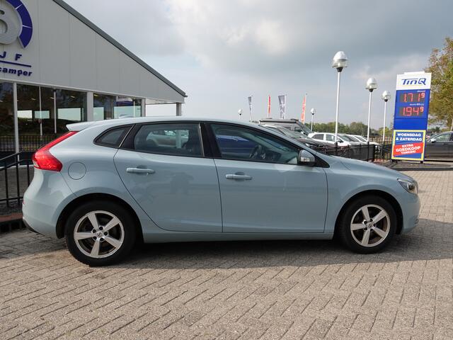 Volvo V40 2.0 T2 Kinetic NAVI | CRUISE | AIRCO | BT-TEL | LMV