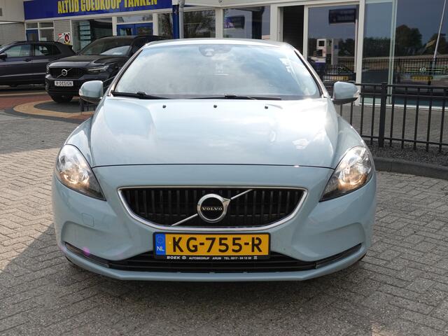 Volvo V40 2.0 T2 Kinetic NAVI | CRUISE | AIRCO | BT-TEL | LMV