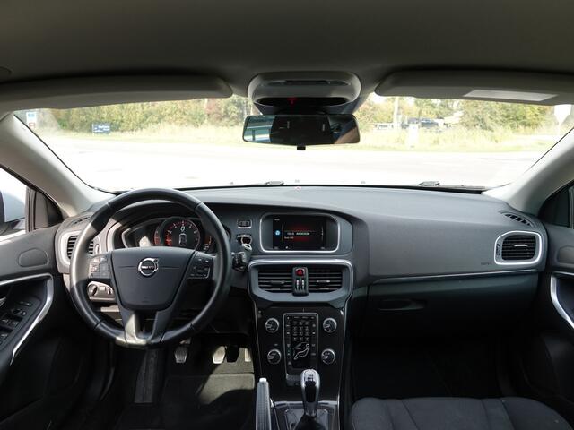 Volvo V40 2.0 T2 Kinetic NAVI | CRUISE | AIRCO | BT-TEL | LMV