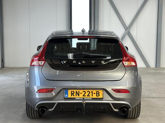 Volvo V40 2.0 T4 Business Sport R-Design 191pk | Trekhaak | Stoelverwarming | PDC