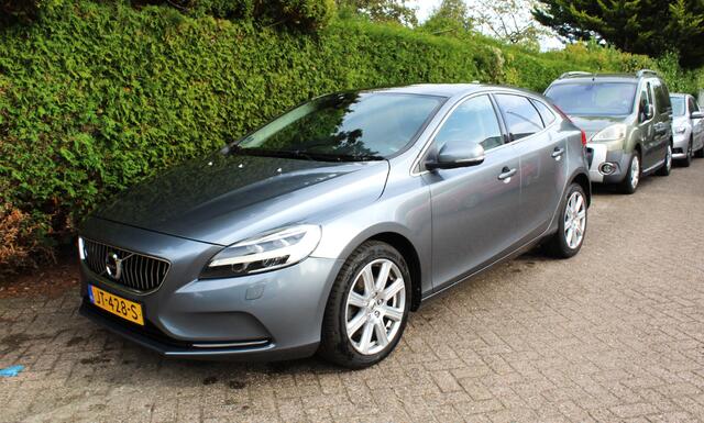 Volvo V40 222pk 2.0 T2 Nordic