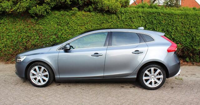 Volvo V40 222pk 2.0 T2 Nordic