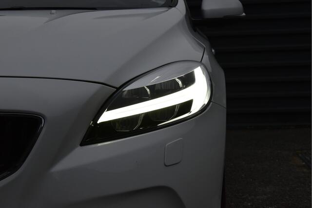 Volvo V40 1.5 T2 Nordic+ Automaat