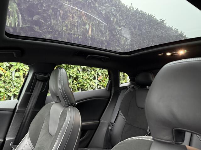 Volvo V40 2.0 D3 Polar+ Sport R-DESIGN PANO/AUT