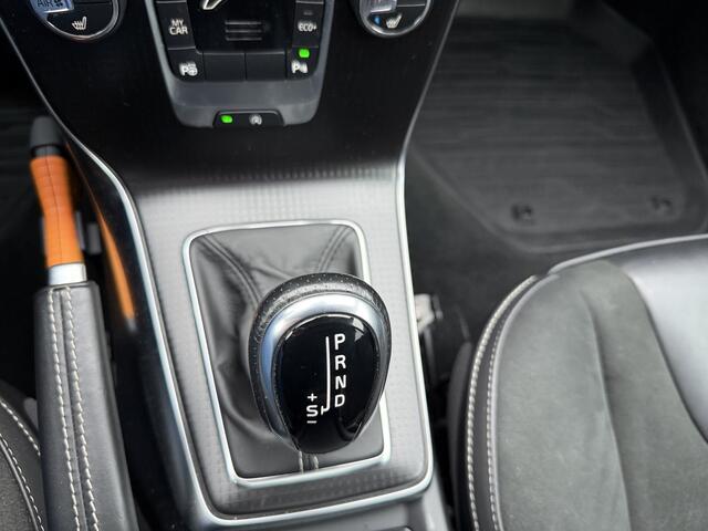 Volvo V40 2.0 D3 Polar+ Sport R-DESIGN PANO/AUT